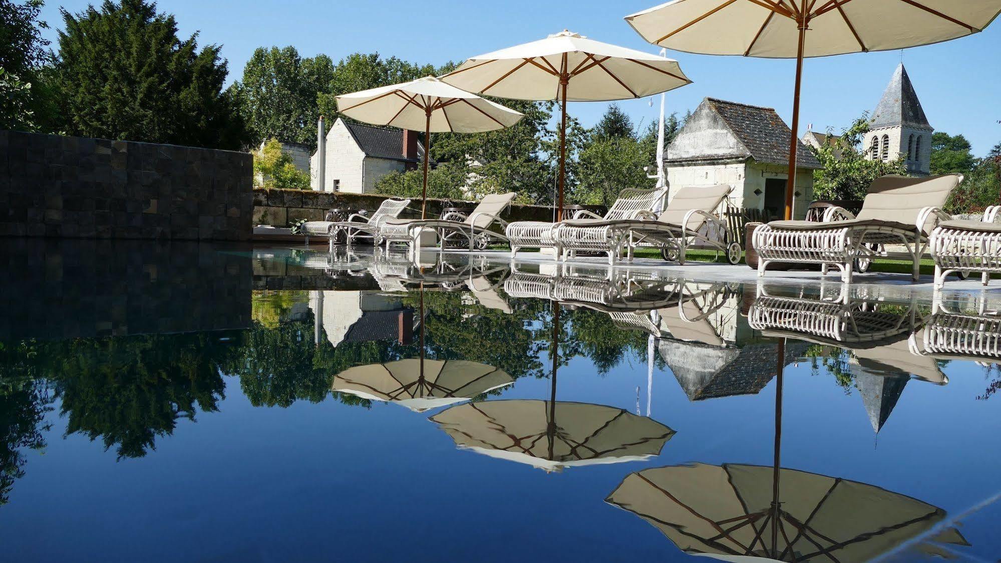 La Marine De Loire Hotel & Spa Montsoreau Bagian luar foto
